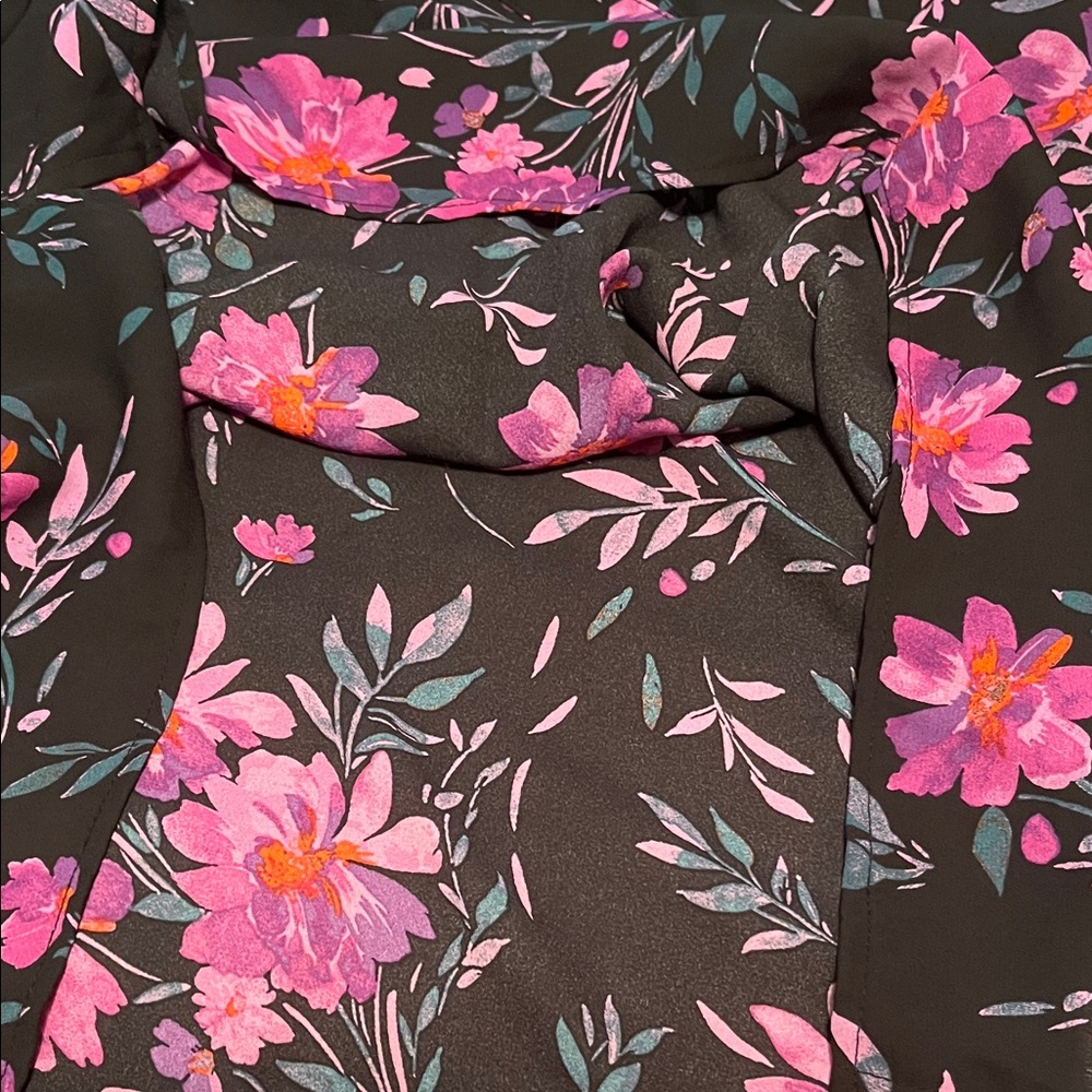 Counterparts Black and Pink Floral Long Sleeve Blouse V Neck Elastic Wrists | XL - Picture 12 of 12